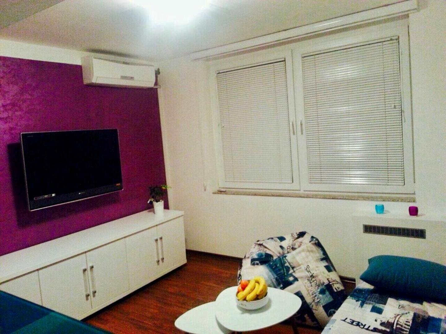 Ida Studio City Center Apartment ซาราเยโว ภายนอก รูปภาพ
